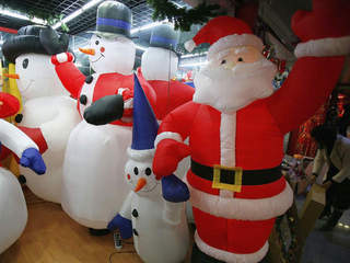 santa_20111205131026_640_480-10195