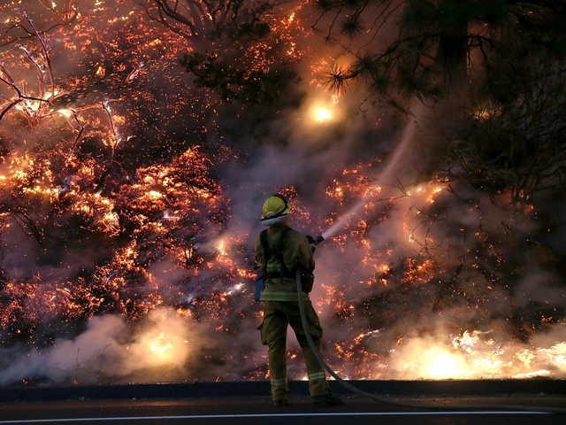 Lake Isabella warned of 'Cabin Fire' smoke