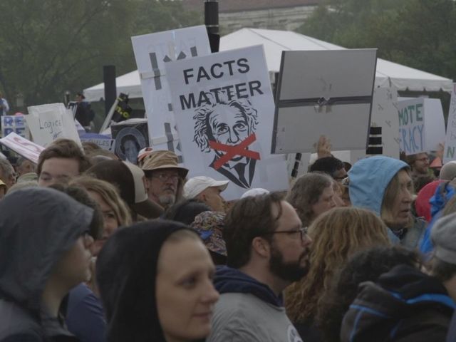 Scientists rally on National Mall for Earth Day, March for Science