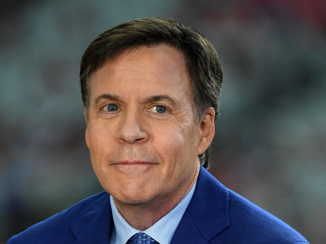 Bob Costas offers advice to athletes protesting during national anthem