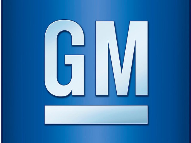 GM recalling about 700,000 Chevy, GMC trucks for possible steering problem