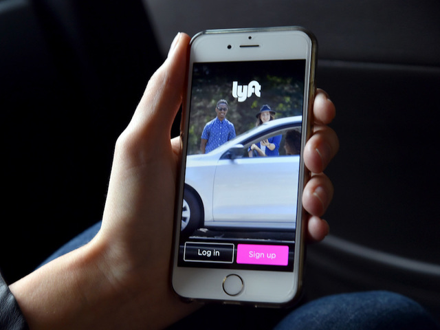 County approves Lyft at Meadows Field Airport