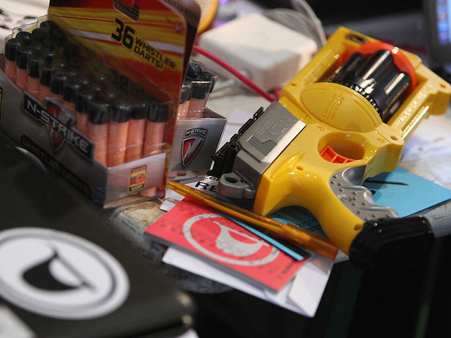 Nerf guns can pose serious eye risk, doctors warn