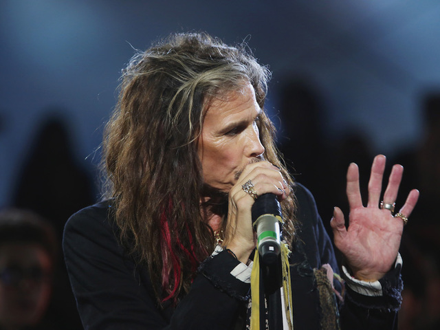 Steven Tyler says he didn't have a heart attack