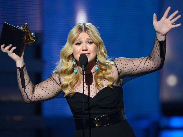 Kelly Clarkson has something to say about her weight and mental health