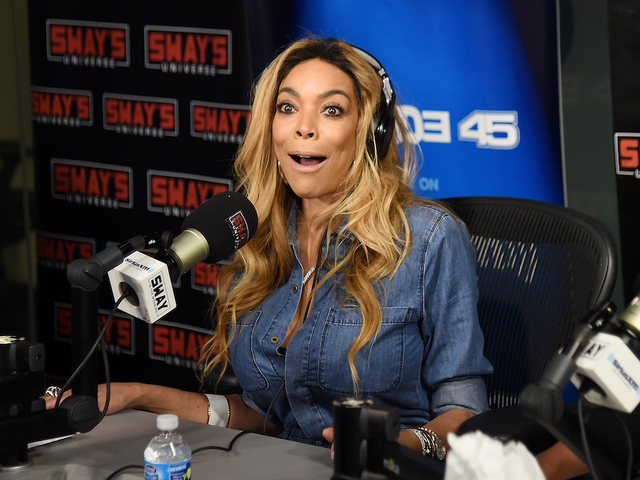 Wendy Williams faints on live TV