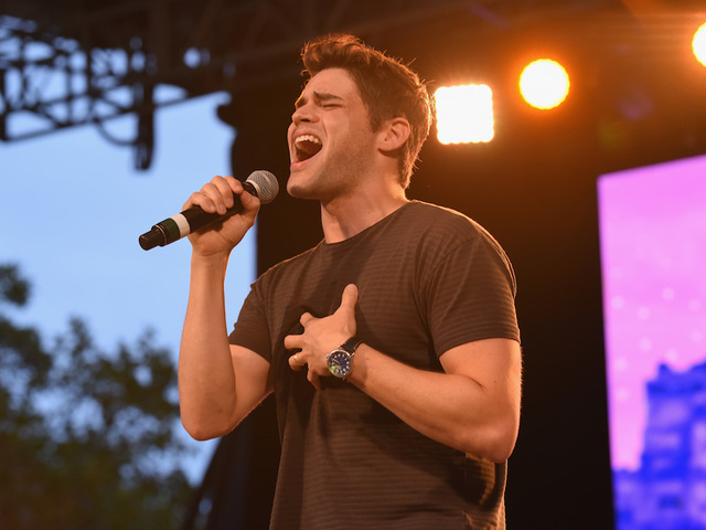 Chipotle says it's not to blame for Jeremy Jordan getting sick