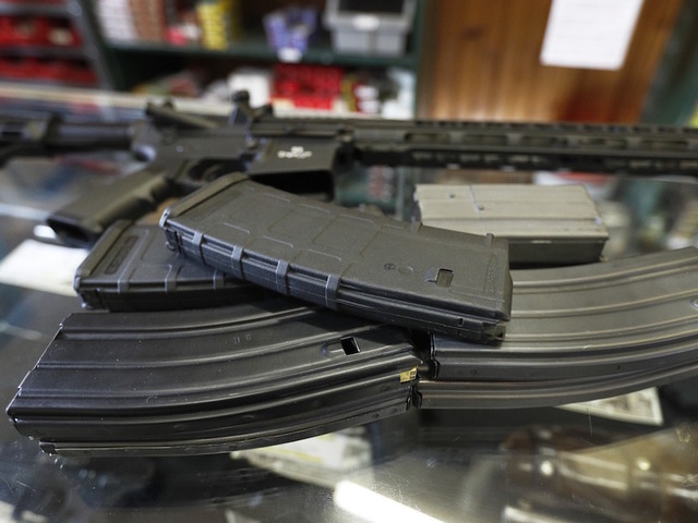 An under-10 softball team in Kentucky is planning to raffle off an AR-15