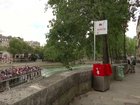 Paris installs very public urinals