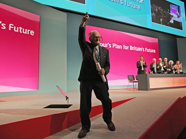 Harry Leslie Smith, WWII veteran and activist, dies at 95, son says